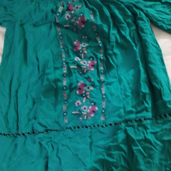 Xhilaration Women's Top Size Used. - Picture 4 of 4